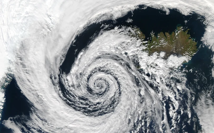 Фото: NASA/GSFC, MODIS Rapid Response Team, Jacques Descloitres