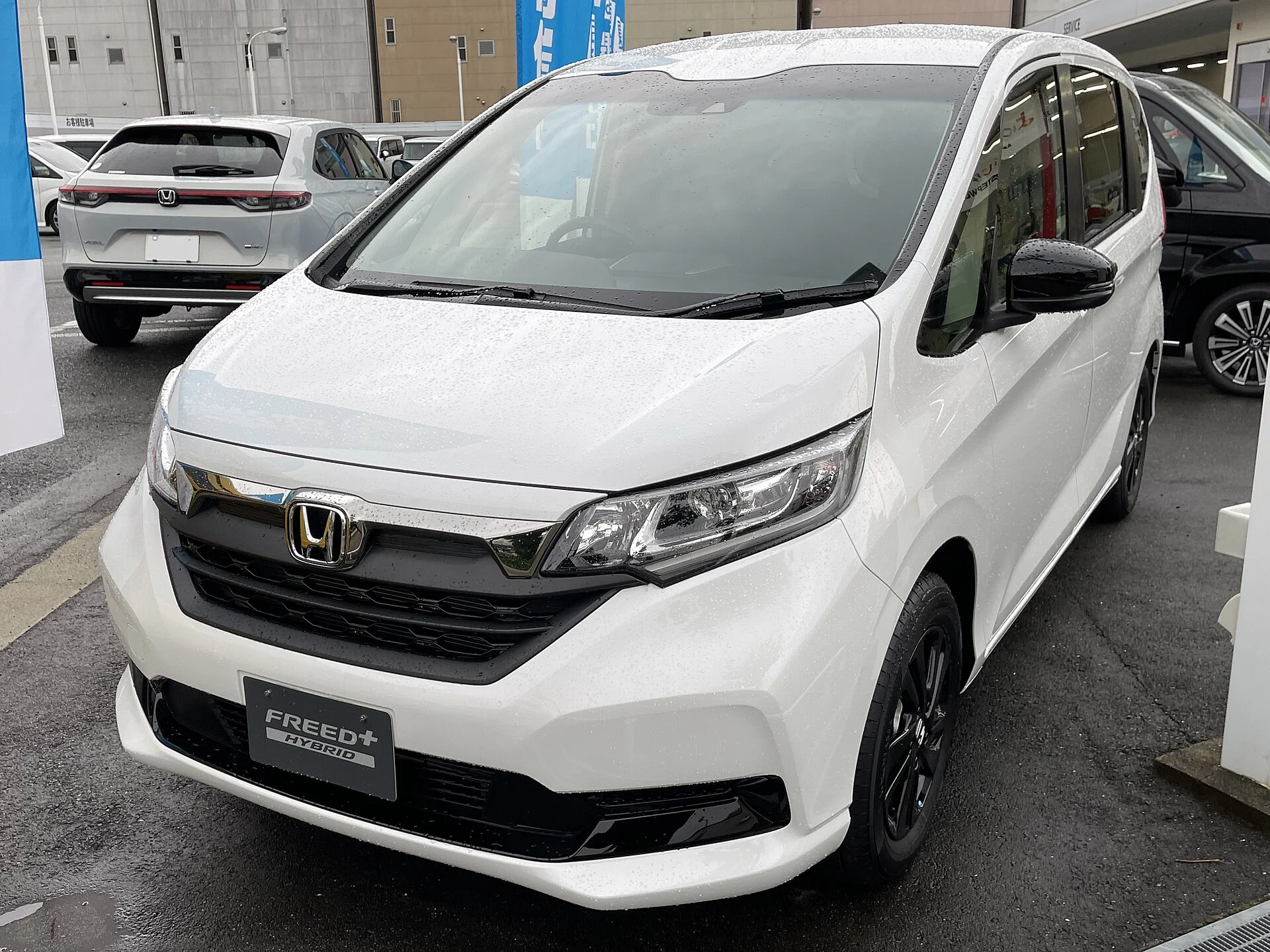 Honda Freed: новый облик и просторный салон