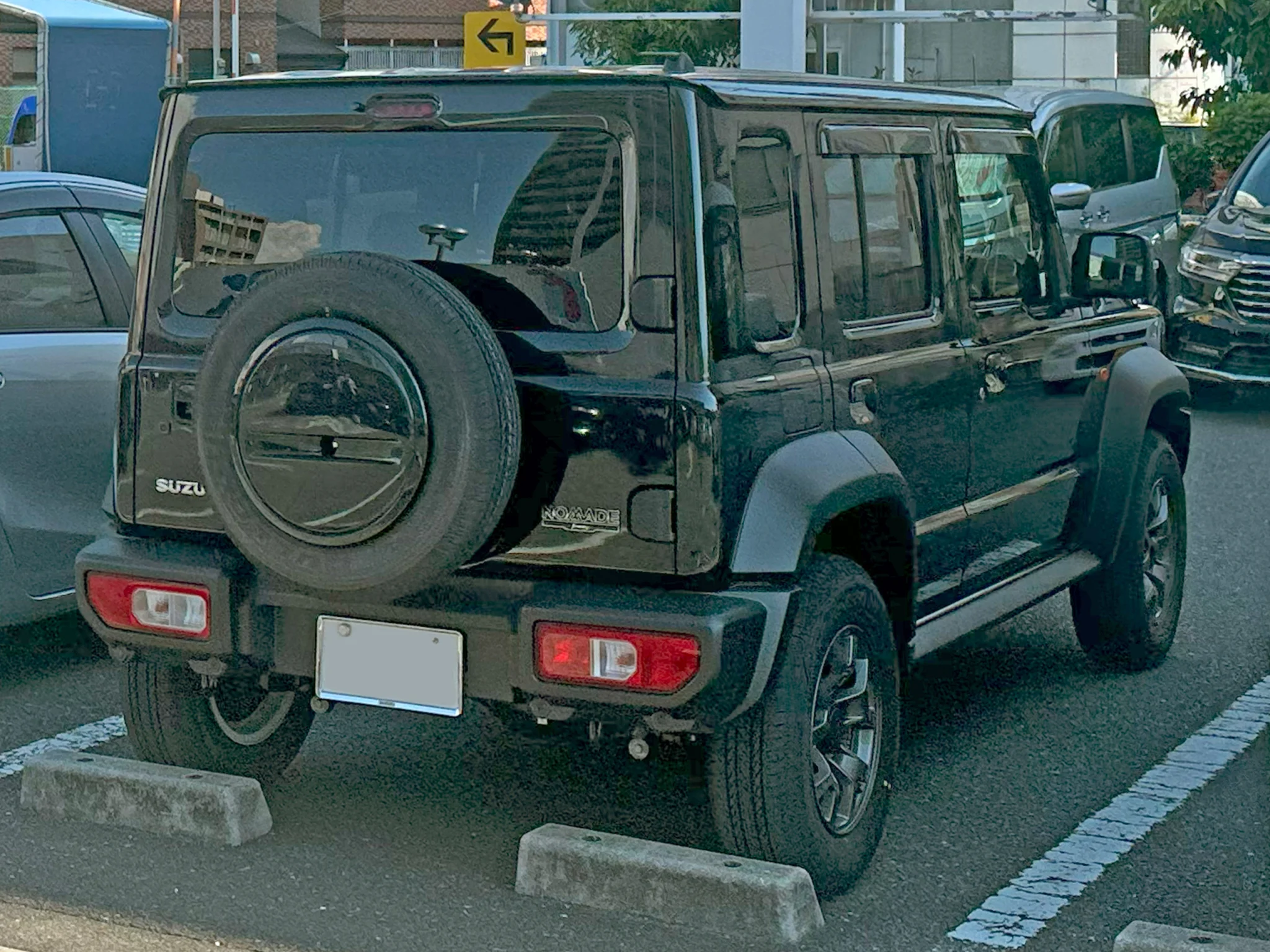 Suzuki Jimny Nomad: покорение дорог и бездорожья в Японии