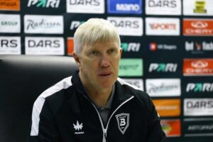 Почему ушел тренер Волга: прощание с легендой